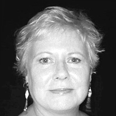 Fiona Thomas